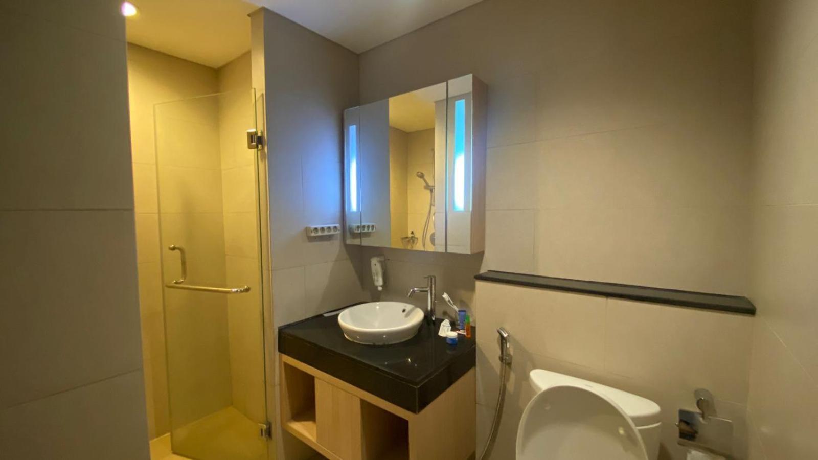 The H Tower Rasuna Suites Kuningan Jakarta By Villaloka Екстер'єр фото