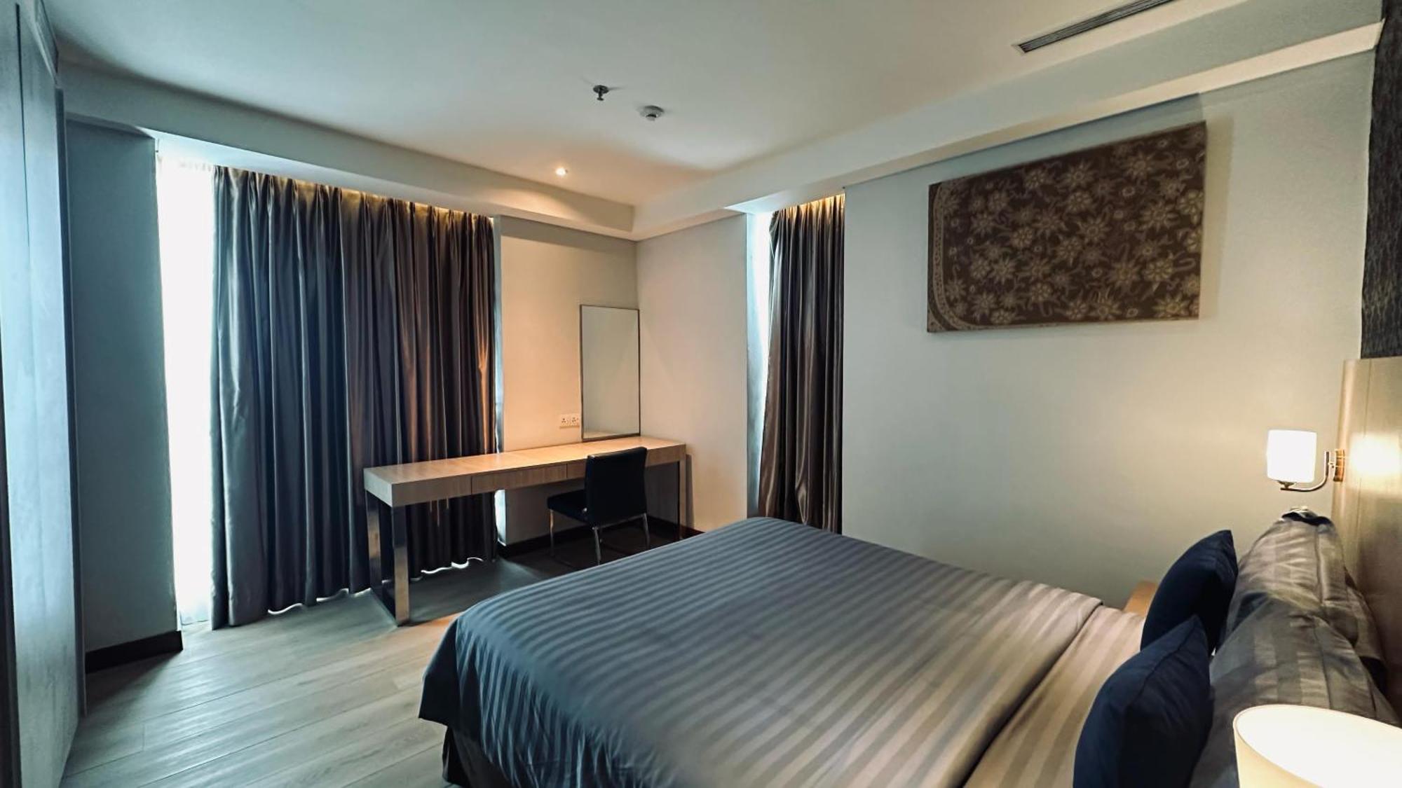 The H Tower Rasuna Suites Kuningan Jakarta By Villaloka Екстер'єр фото