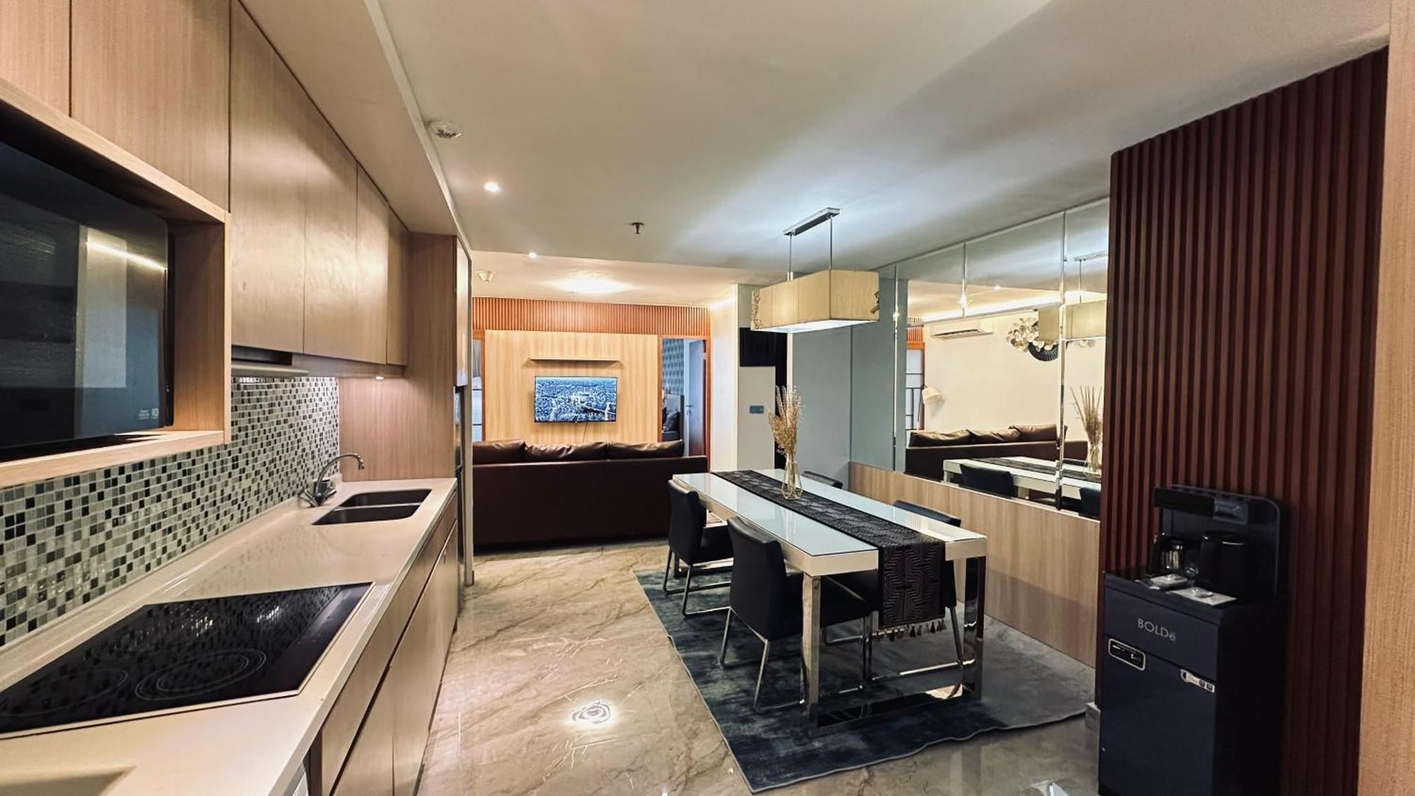 The H Tower Rasuna Suites Kuningan Jakarta By Villaloka Екстер'єр фото