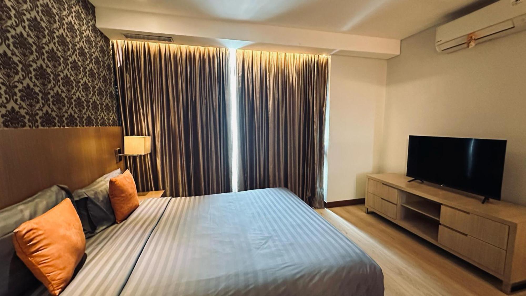 The H Tower Rasuna Suites Kuningan Jakarta By Villaloka Екстер'єр фото