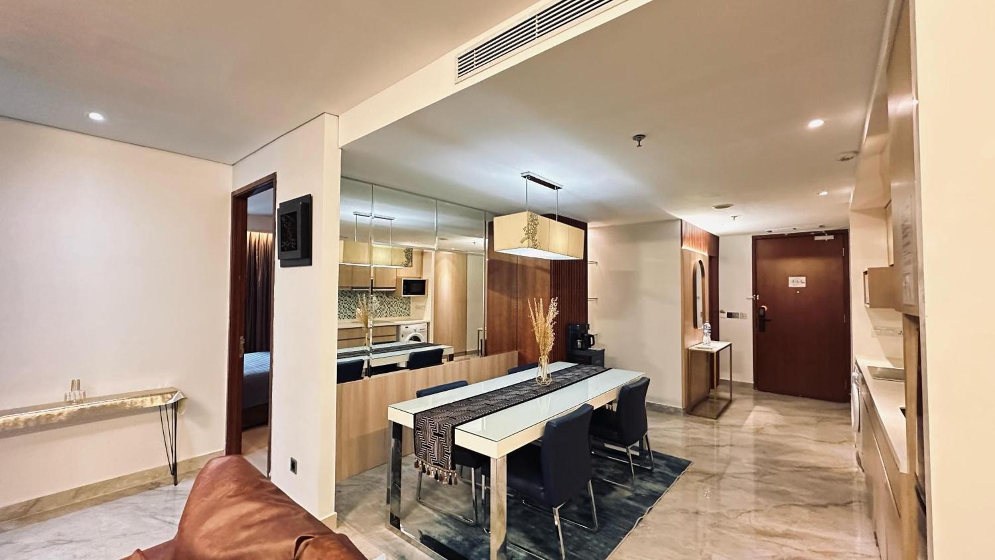 The H Tower Rasuna Suites Kuningan Jakarta By Villaloka Екстер'єр фото